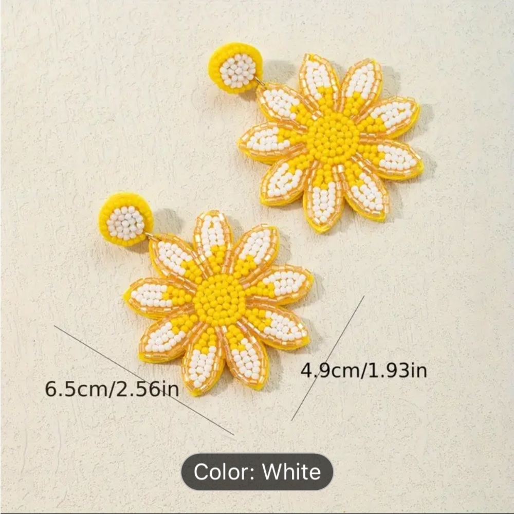 Yellow and White Beaded Flower Earrings - Picture 3 of 4